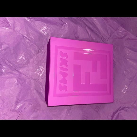 Fendi x Skims reversible one-piece swim - Picture 11 of 12